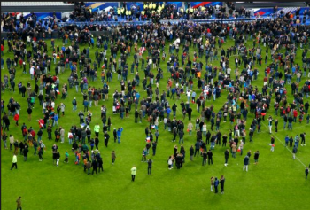 stadion francja zamach
