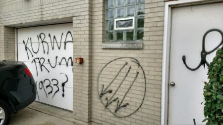 trump-graffiti-2