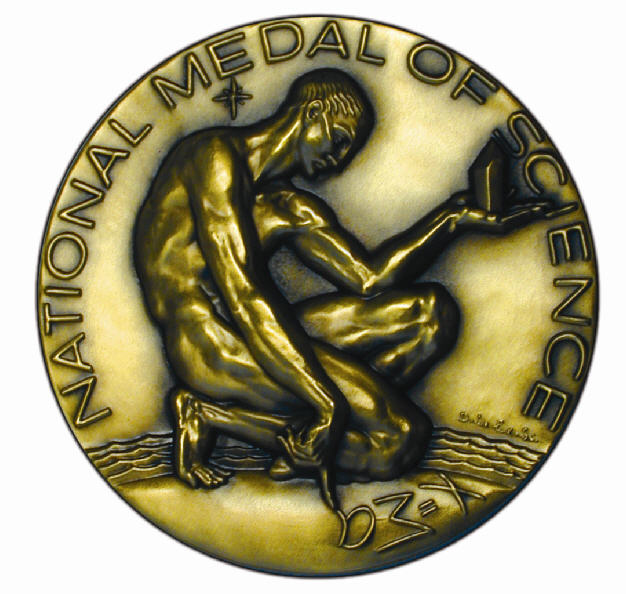 https://upload.wikimedia.org/wikipedia/commons/2/21/National_Medal_of_Science.jpg