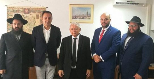 Znalezione obrazy dla zapytania morawiecki