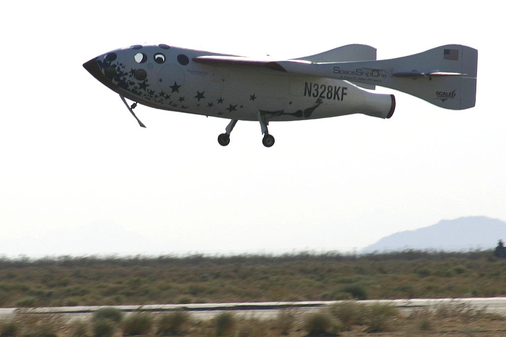 https://upload.wikimedia.org/wikipedia/commons/thumb/4/47/Kluft-photo-SS1-landing-June-2004-Img_1406c.jpg/1024px-Kluft-photo-SS1-landing-June-2004-Img_1406c.jpg