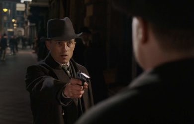 Obraz zawierający osoba, mężczyzna, wewnątrz, budynek Opis wygenerowany automatycznie