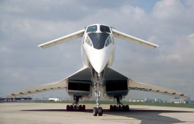 Tu-144