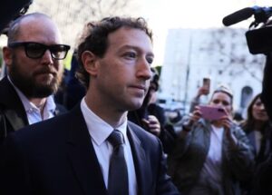 Krzysztof Bielejewski: Meta i&nbsp;jej cyfrowa maszynka do&nbsp;uzależnień. Czyli pan Zuckerberg i&nbsp;fabryka czasu